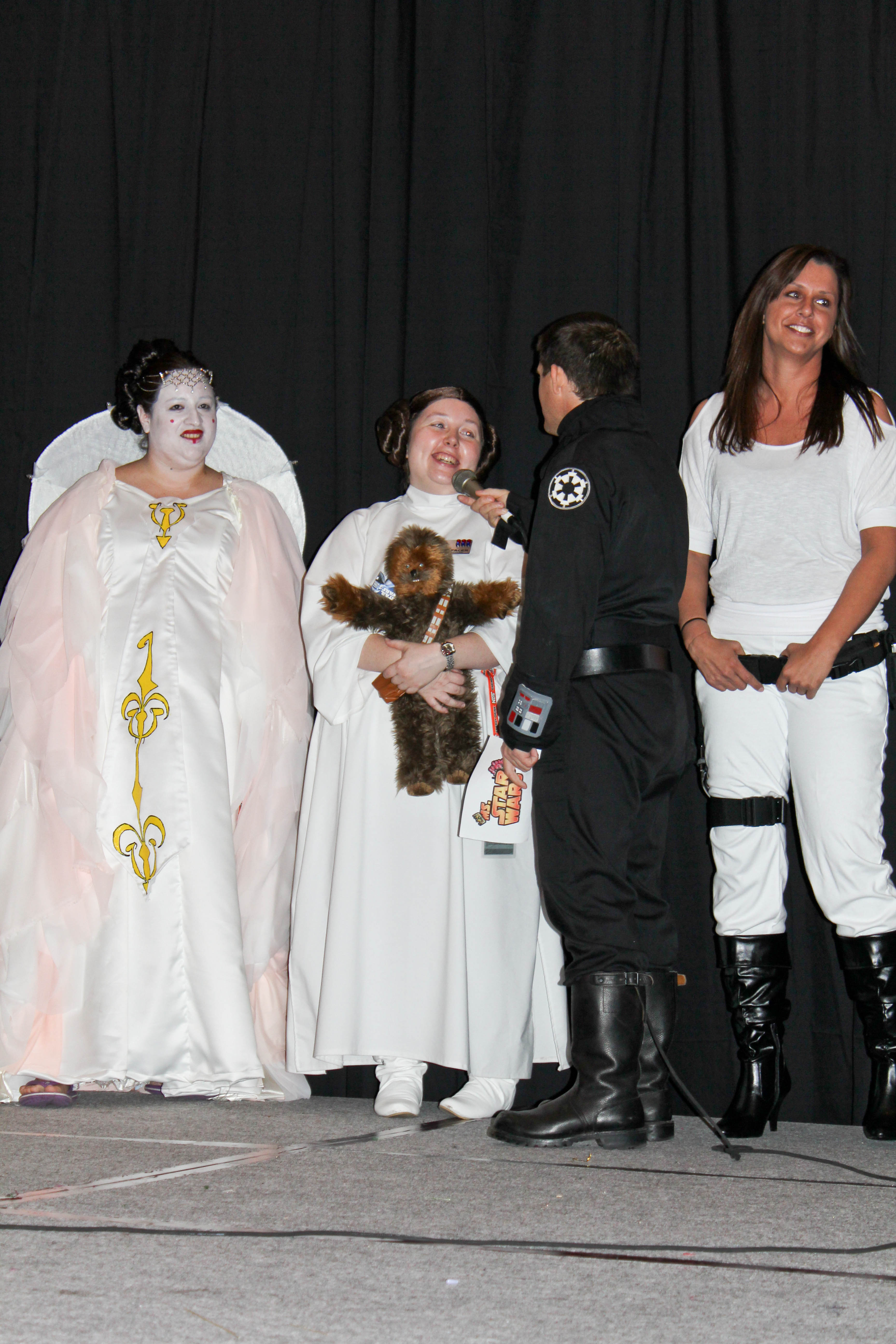 All-Con 2011 - Ms Star Wars_5679631581_o.jpg