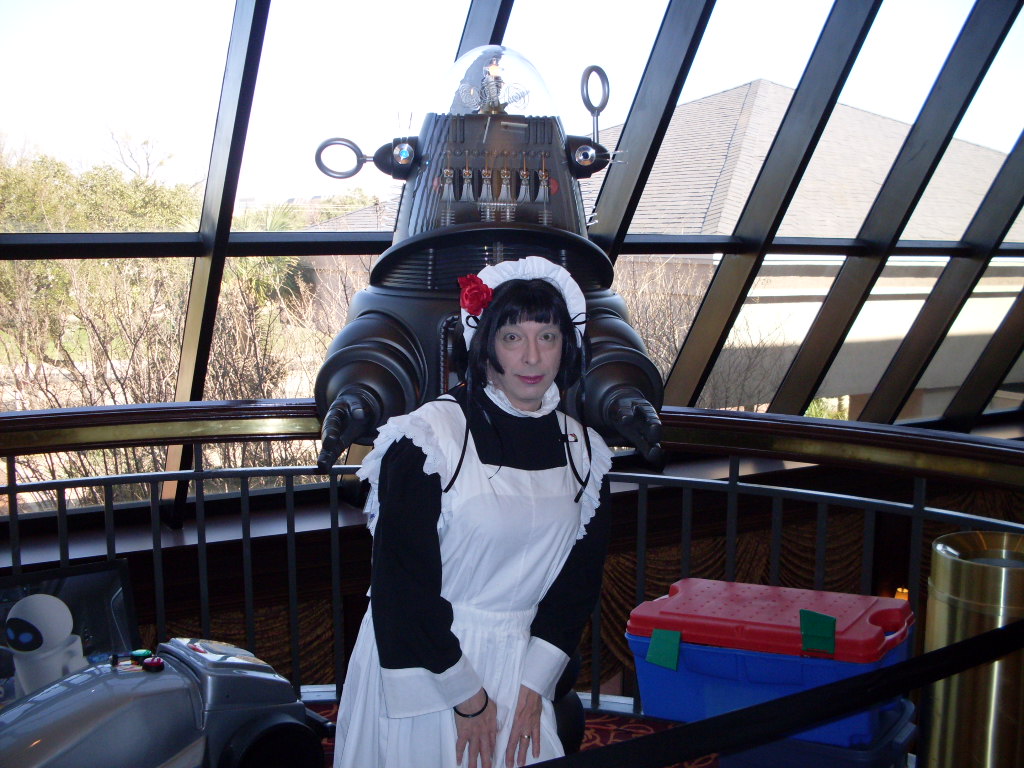 AllCon2010Maid2.JPG